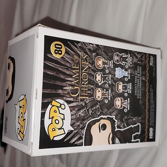 Official Funko Pop Game of Thrones 80 Jon Snow S8 Vinyl Figure Figurine - Picture 3 of 5